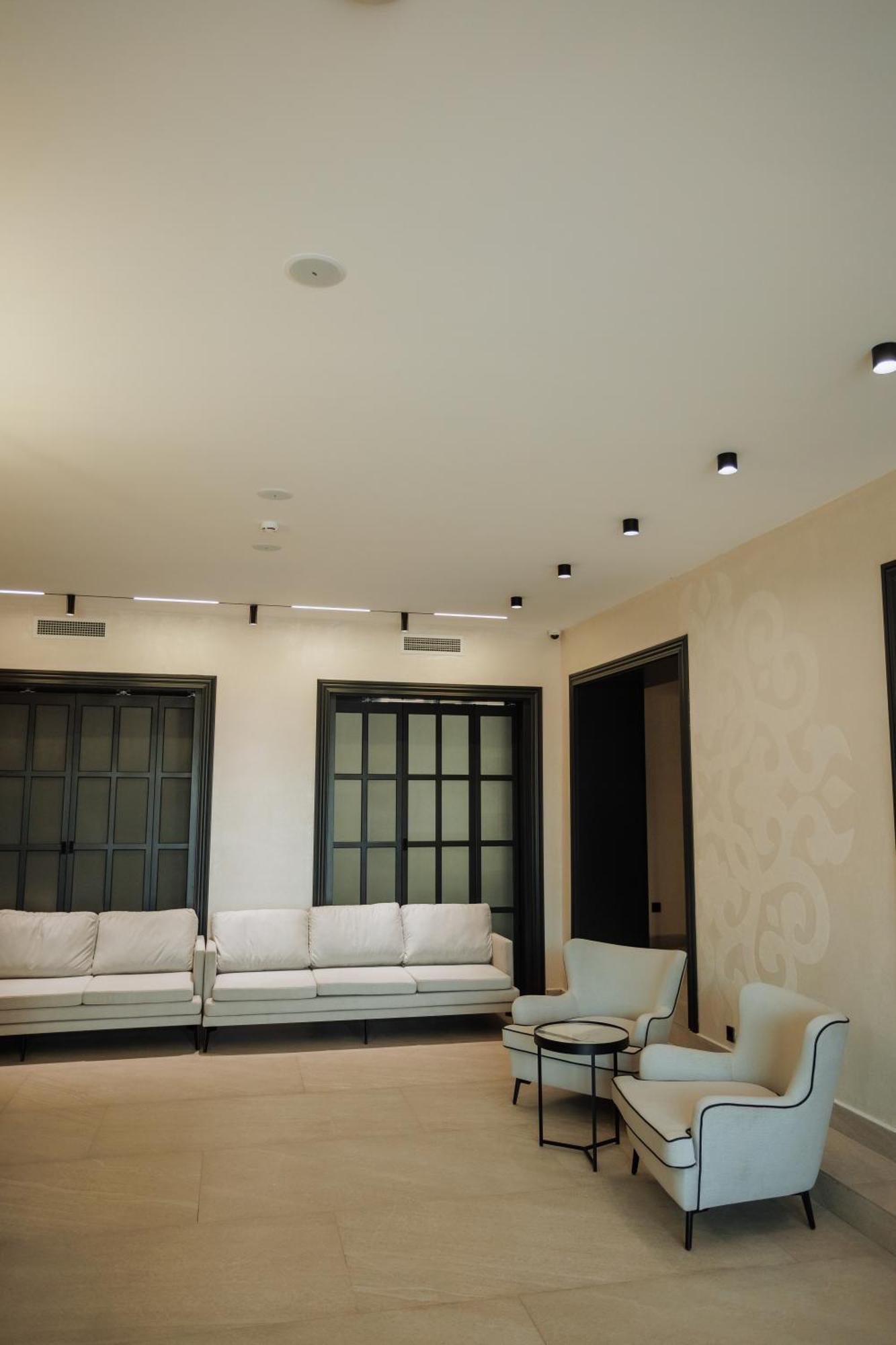 Aurum Garden Hotel Shymkent Ngoại thất bức ảnh