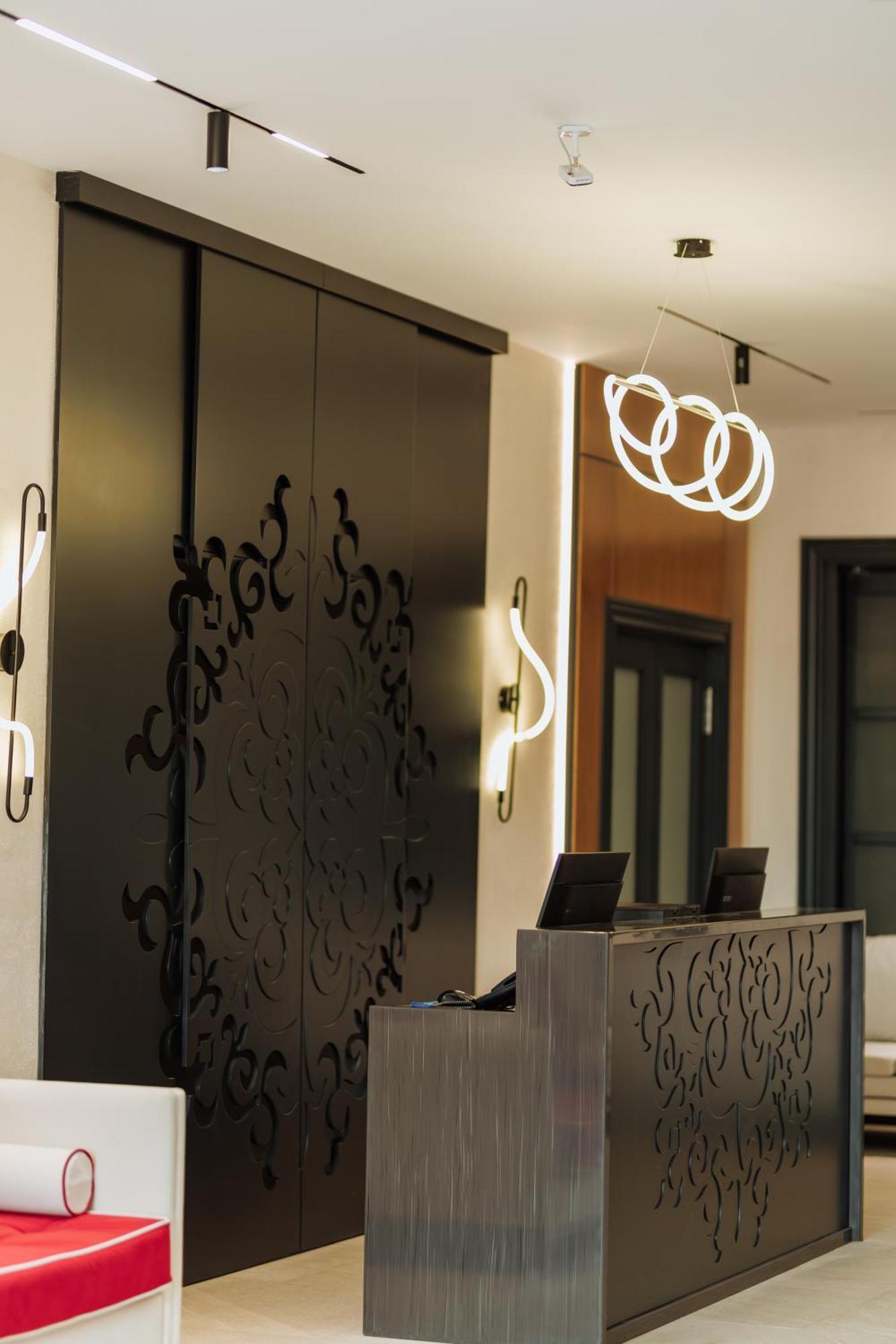 Aurum Garden Hotel Shymkent Ngoại thất bức ảnh