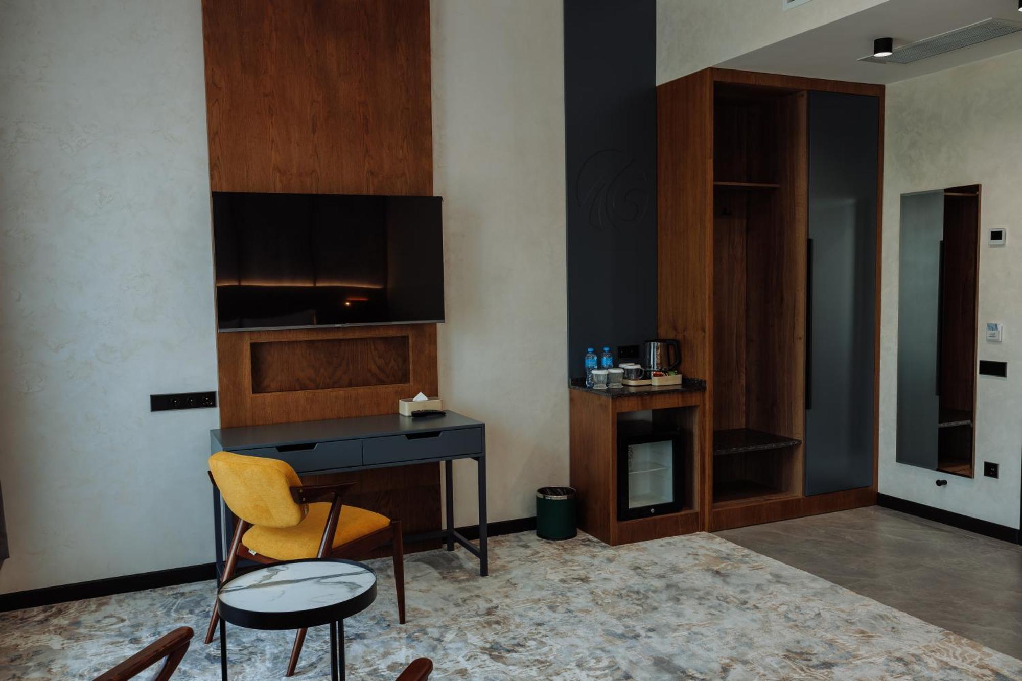 Aurum Garden Hotel Shymkent Ngoại thất bức ảnh