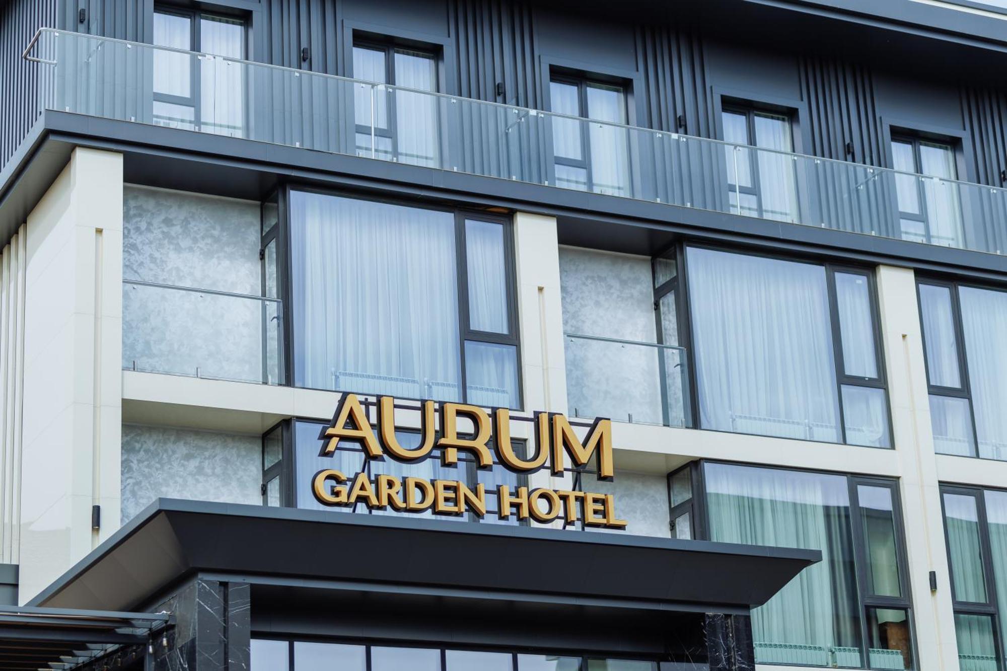 Aurum Garden Hotel Shymkent Ngoại thất bức ảnh